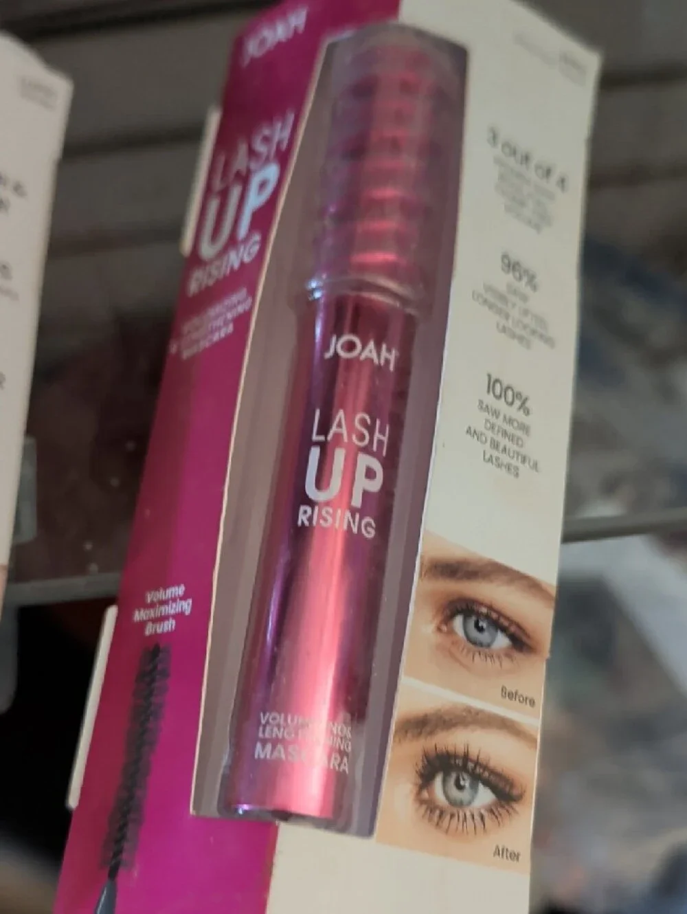 Women’s Mascara - Volumizing Lash Definition
